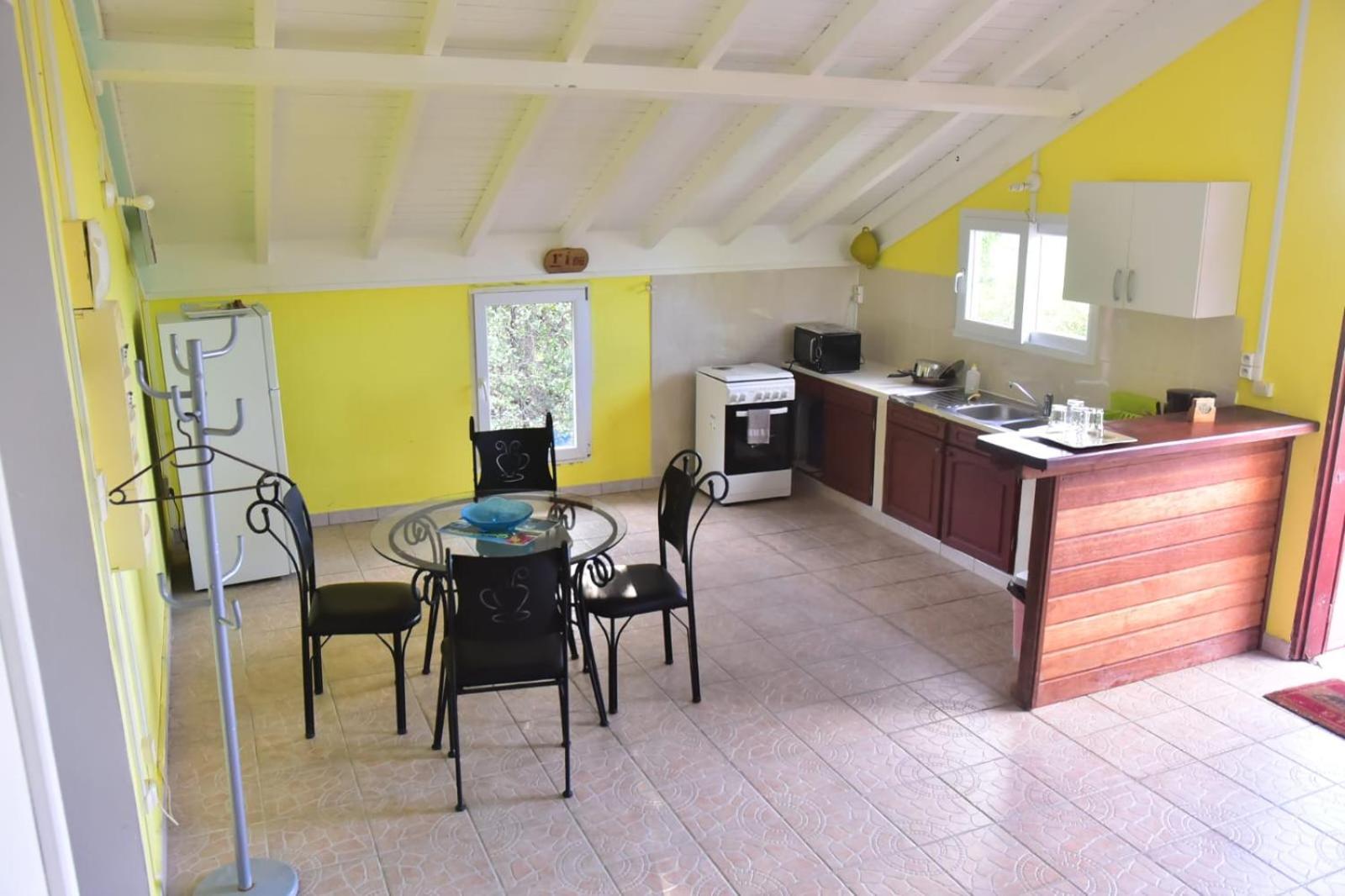 Maison du soleil Les Abymes Extérieur photo